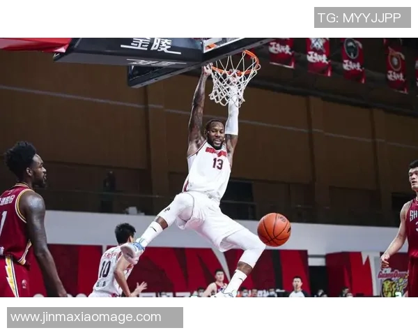 CBA联赛最佳外援引进对球队实力提升及战术调整的深远影响分析 CBA联赛最佳外援引进对球队实力提升及战术调整的深远影响分析